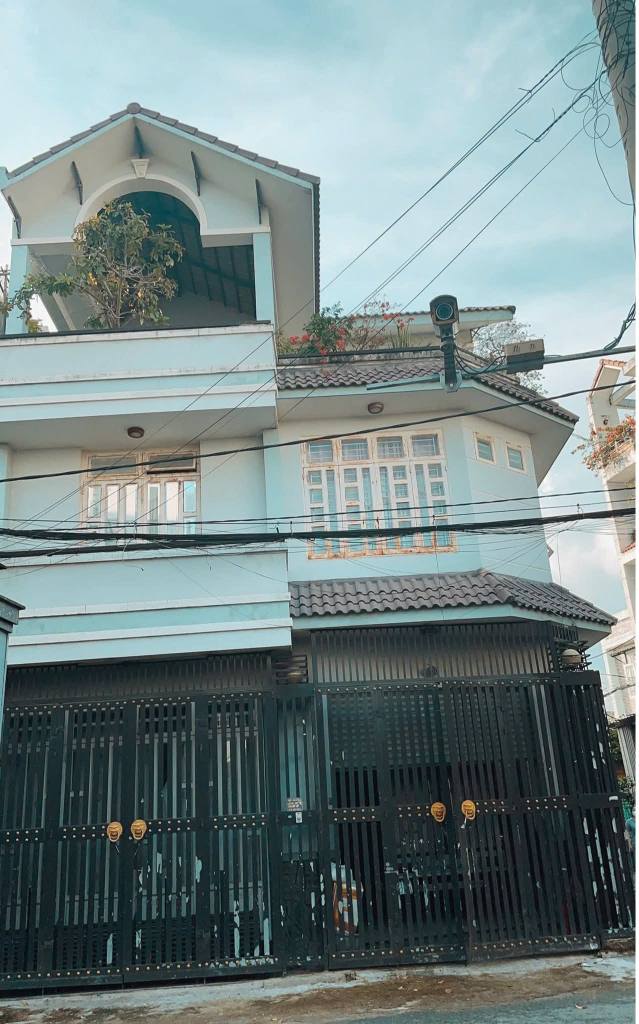 Nhà góc 2 mặt hẻm Nguyễn Ảnh Thủ 100m² giá 11.5 tỷ - Chính chủ bán gấp!