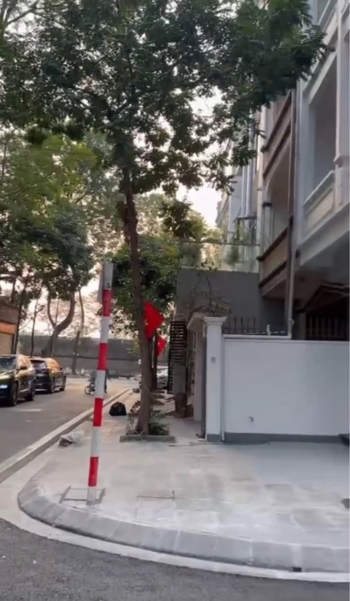 Nhà phố Định Công 83m² giá thỏa thuận - Cơ hội đầu tư hiếm có!