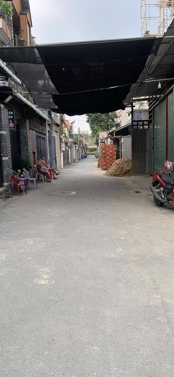 Nhà nguyên căn Dĩ An 2PN giá chỉ 5 triệu - Cơ hội thuê ngay!