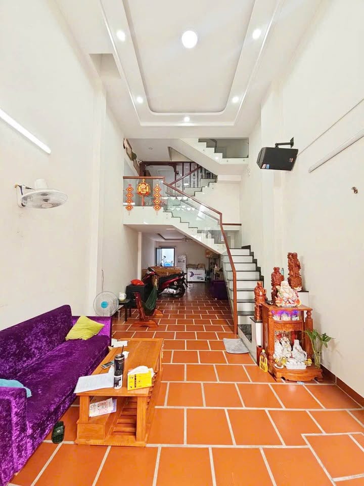 Nhà 3 tầng Hương Lộ 2, Bình Tân, 100m² giá 60 tỷ - Hẻm xe tải rộng rãi!