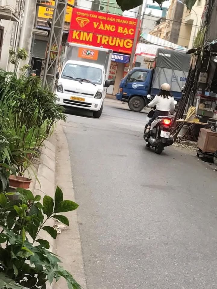 Nhà 3 tầng Quán Toan, Hồng Bàng 57m² giá 3,55 tỷ - Vị trí đắc địa tiện sinh hoạt!