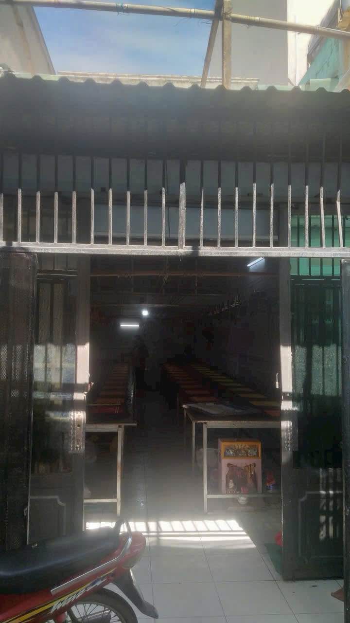 Nhà bán 68m² hẻm ngắn ngủn đường Liên khu 4-5, Bình Chánh - Sổ hồng chính chủ, giá 2.09 tỷ