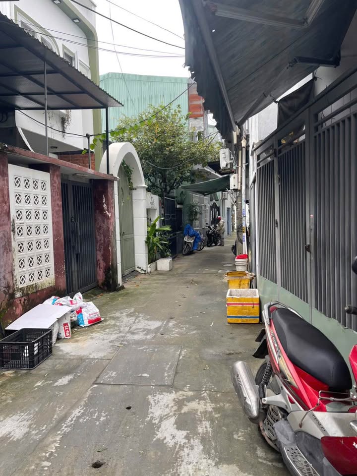 Nhà bán gấp tại Thanh Khê Đà Nẵng 84m² giá 3.6 tỷ - Vị trí đắc địa, tiện nghi đầy đủ!