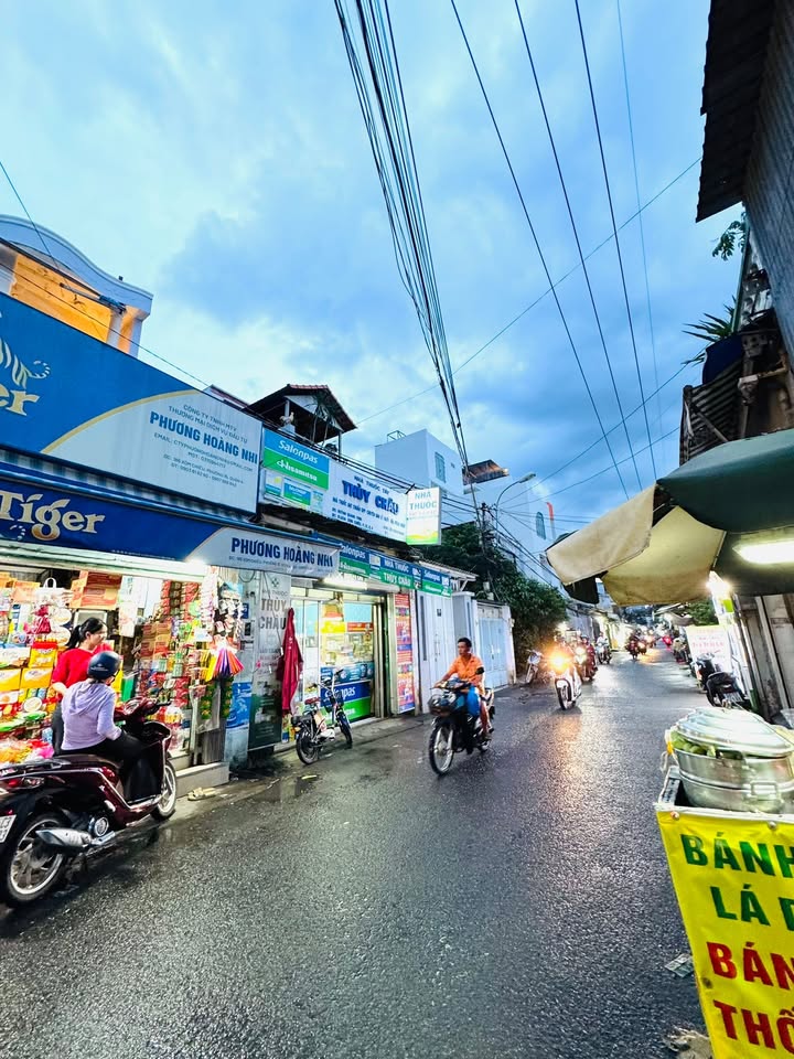 Nhà mặt tiền Xóm Chiếu, Quận 4, 114m² giá 22.9 tỷ - Cơ hội đầu tư tuyệt vời!