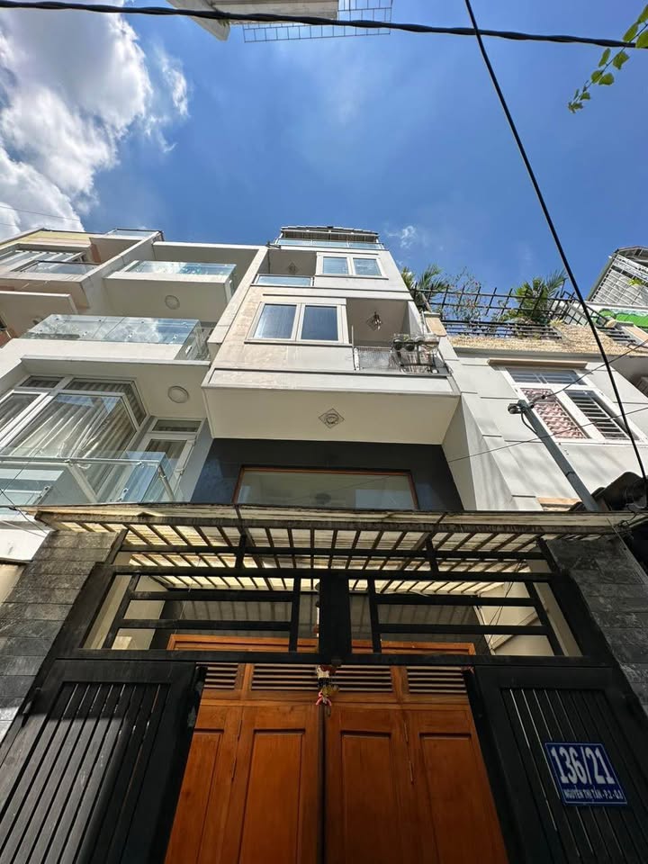 Nhà bán hẻm 136 Nguyễn Thị Tần, Quận 8 - Diện tích 34.65m², giá 5.55 tỷ - Sổ hồng chính chủ!