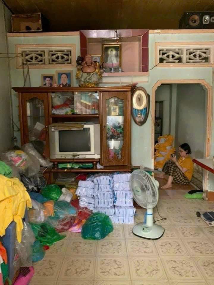 Nhà phố Tân Đông Hiệp Dĩ An 35m² giá 1.3 tỷ - Sổ đỏ chính chủ, gần trung tâm!