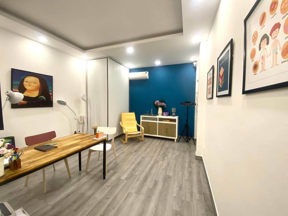 Cho thuê nhà phố Sư Vạn Hạnh, Quận 10, 63m² giá 40 triệu - Đối diện Vạn Hạnh Mall!