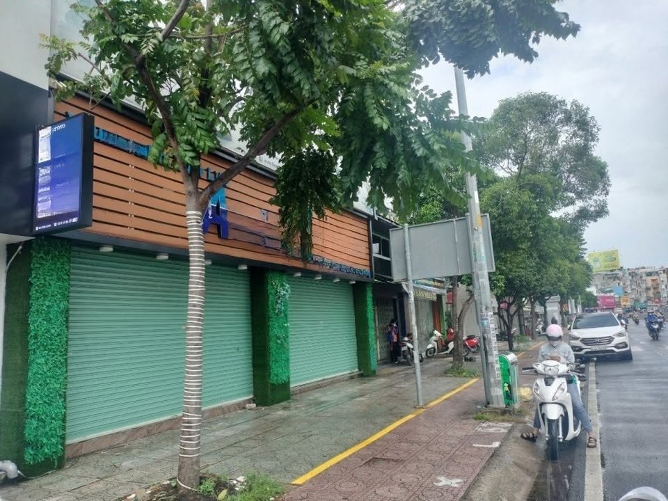 Cho thuê Mặt tiền Thành Thái Quận 10 80m² - Không gian kinh doanh lý tưởng!