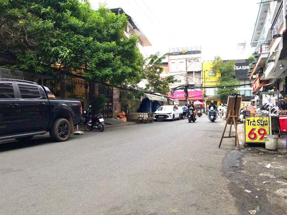 Nhà 3 Tầng Nguyễn Gia Trí, Bình Thạnh 47m² giá 8 tỷ - Doanh thu 28 triệu/tháng!