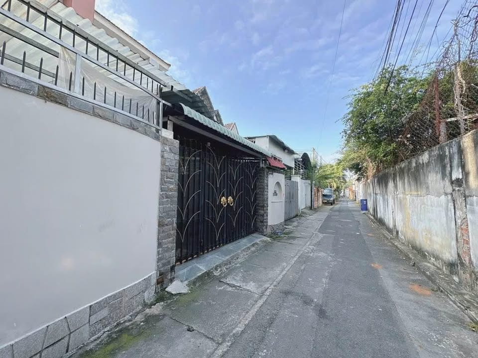 Đất thổ cư Hiệp Thành 200m² giá 5.2 tỷ - Vị trí thuận lợi, giao thông dễ dàng!