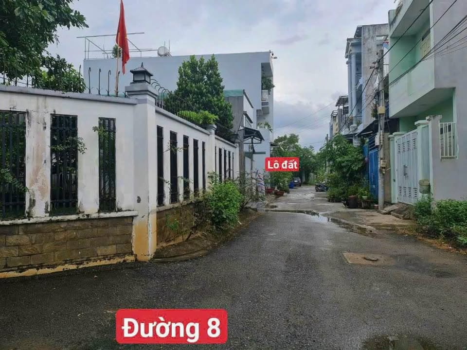Đất thổ cư 81m² hẻm xe hơi đường 8 Long Phước, chỉ 2.6 tỷ - Cơ hội vàng cho bạn!