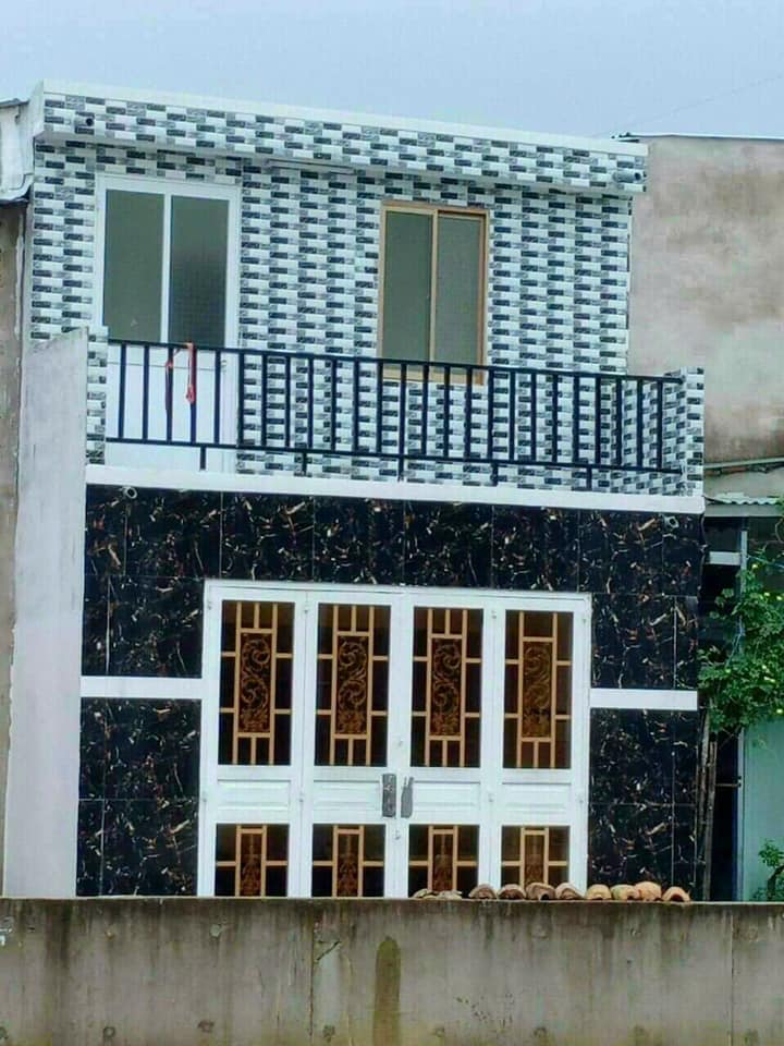 Nhà riêng Thạnh Lộc, Q12 26m² giá 830 triệu - Mặt tiền kênh thoáng mát!