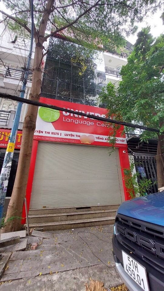 Cho thuê nhà phố đường Cách Mạng Tháng Tám, Quận 3 - Diện tích 90m², thang máy hiện đại, vị trí kinh doanh lý tưởng!