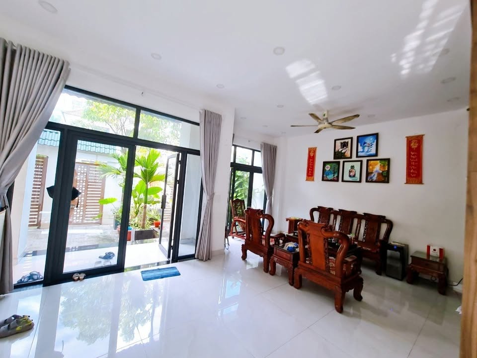 Nhà Mặt Tiền Lê Văn Duyệt 85m² giá 24 tỷ - Đầu tư sinh lời ngay!