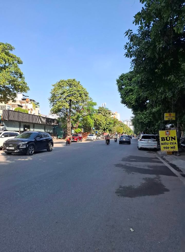 Nhà mặt phố Nguyễn Cảnh Dị, Hoàng Mai, 40m² - Cho thuê dài hạn, giá tốt!