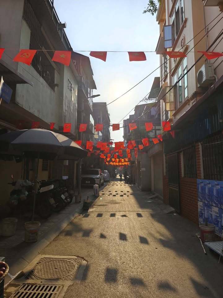 Nhà nguyên căn Khương Trung 38m² giá 14 triệu - Gần Royal City tiện lợi!