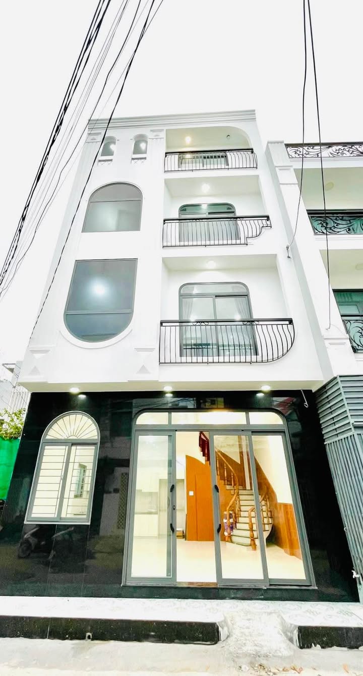 Nhà góc 4 mê đường Võ Văn Dũng TP Quy Nhơn 44m² giá 5.3 tỷ - Sẵn sàng vào ở!