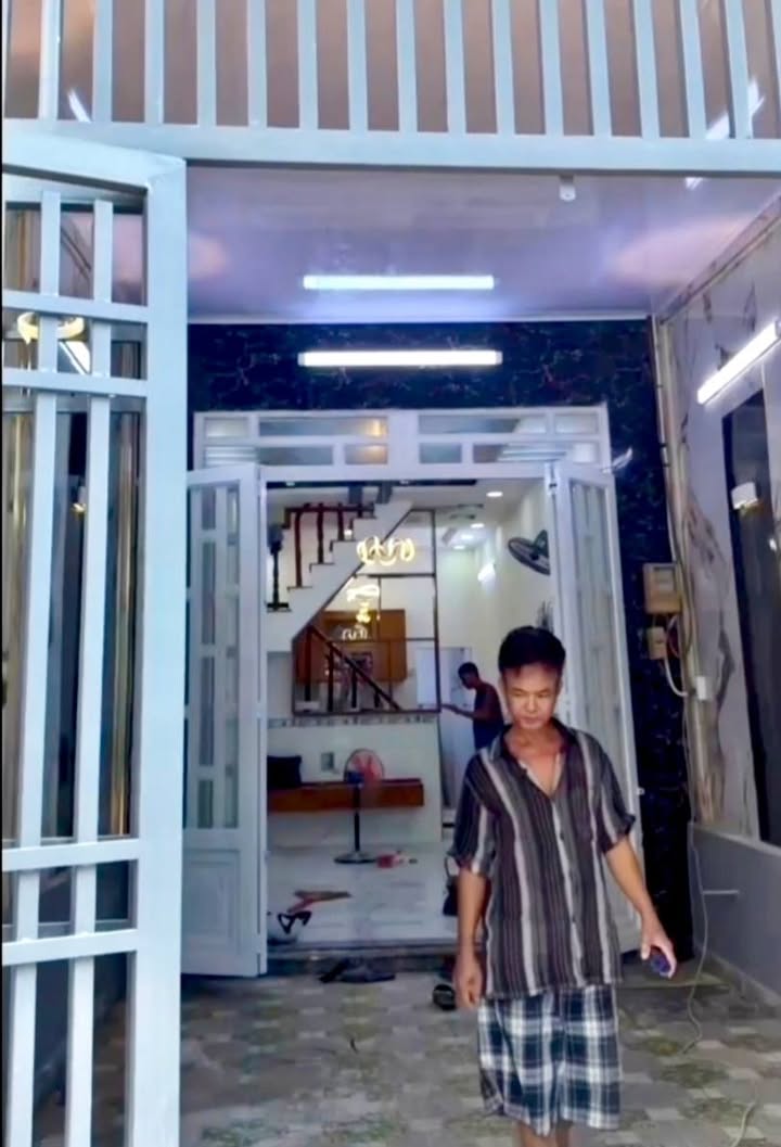 Nhà phố Bà Điểm Hóc Môn 52m² giá 2.15 tỷ - Chính chủ bán gấp!