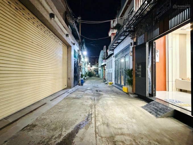 Nhà riêng Thanh Nhàn - Quận Hai Bà Trưng - 72m² giá 14 tỷ - Ô tô đỗ cửa, kinh doanh thuận lợi!