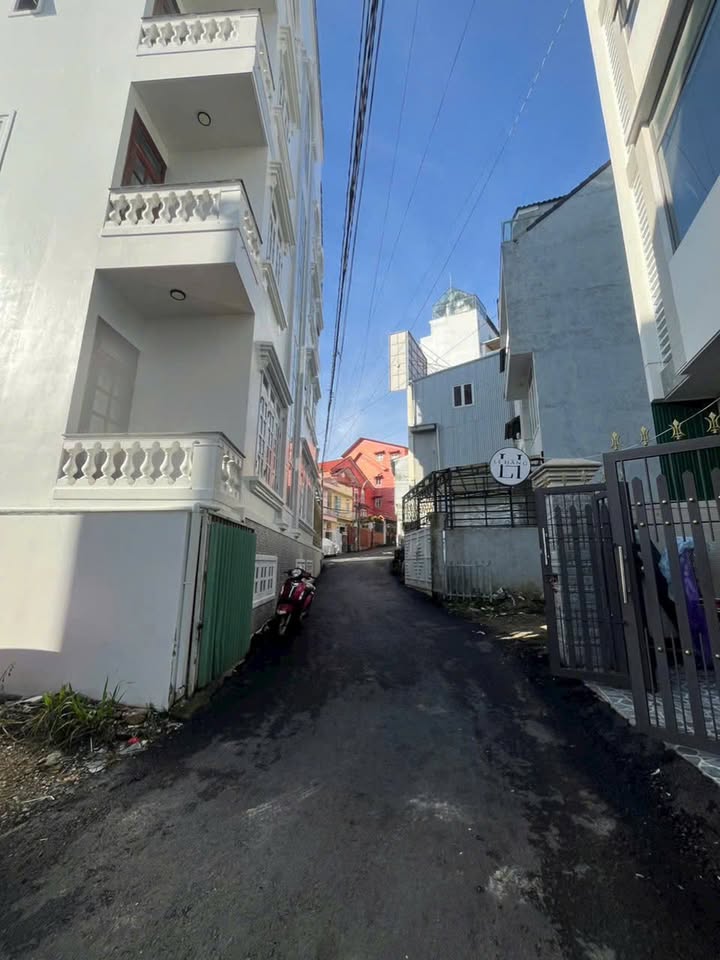 Đất Phù Đổng Thiên Vương Đà Lạt 76m² giá 7 tỷ - Tiềm năng đầu tư lớn!