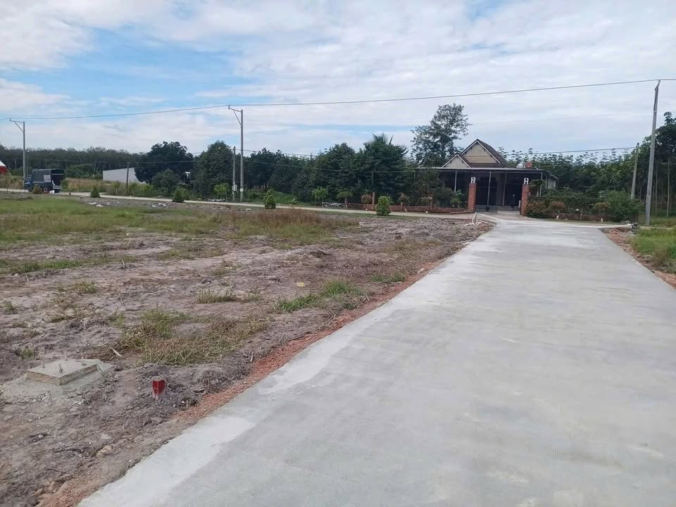 Đất thổ cư 220m² ngay KCN Minh Hưng 3 chỉ 590 triệu - Đầu tư sinh lợi cao!