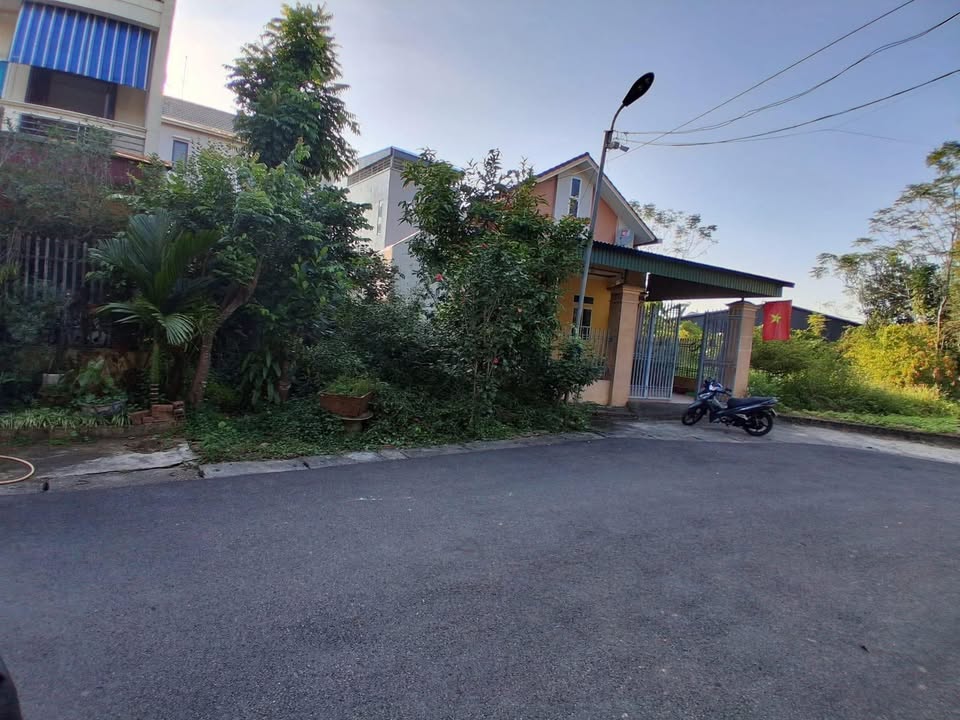 Đất nền khu biệt thự Phù Ninh 200m² giá 3.1 tỷ - Gần hồ sinh thái