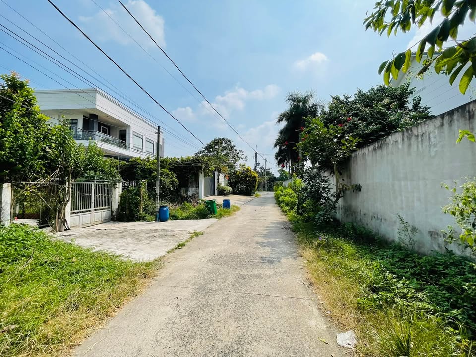 Đất thổ cư 1100m² tại Trung Lập Hạ, Củ Chi - Vị trí lý tưởng cho biệt thự sang trọng!