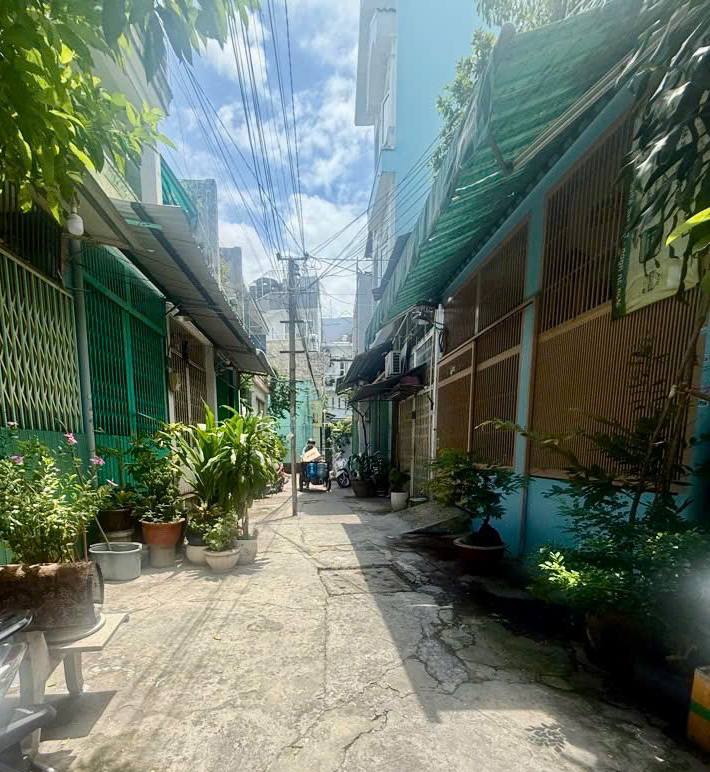 Nhà hẻm Phạm Thế Hiển, Quận 8, Diện tích 144m² - Đầu tư sinh lời cao!