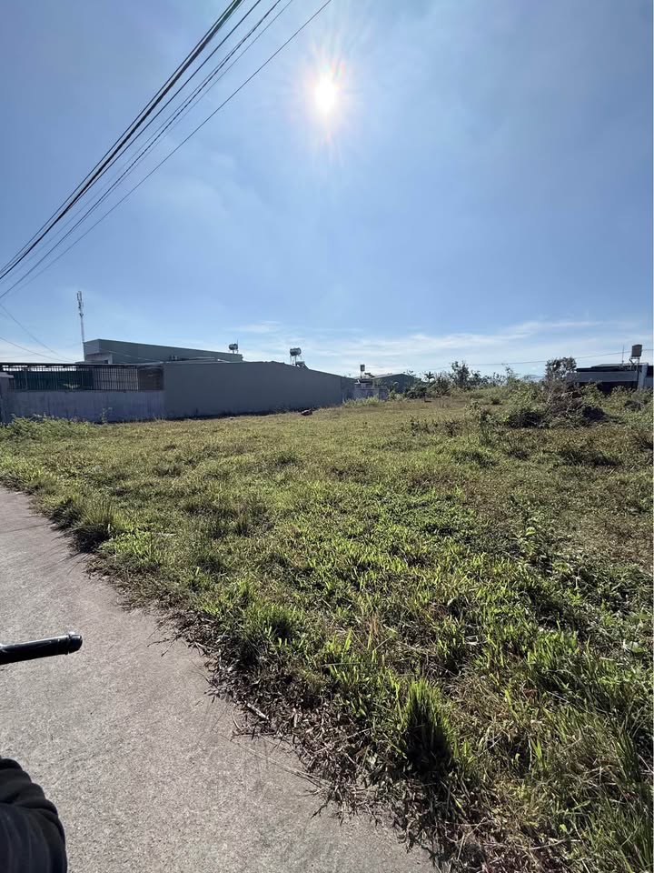 Lô đất thổ cư Đăk Cấm 500m² giá 1.3 tỷ - Vị trí đẹp, giao thông thuận lợi!