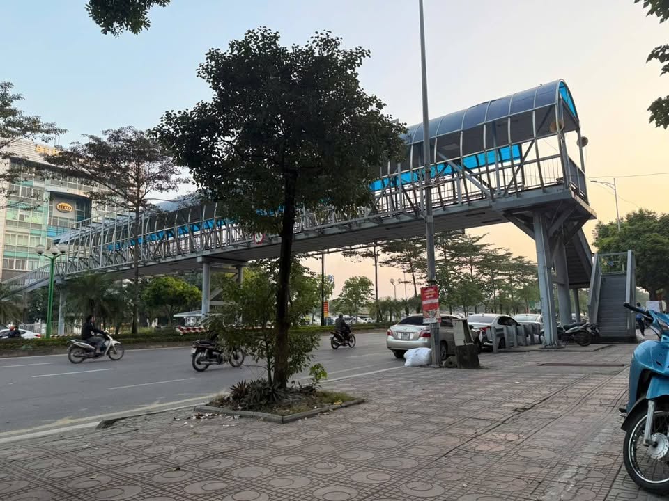 Nhà mặt phố Ngô Gia Tự, Đức Giang, Long Biên 81m² - Vị trí kinh doanh đắc địa!