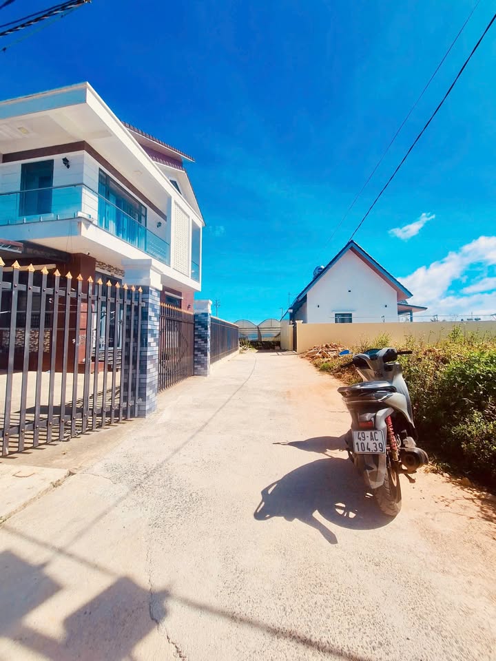Đất nền biệt lập Đà Lạt 204m² giá 5.5 tỷ - Đầu tư sinh lời ngay!
