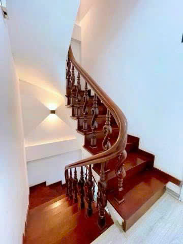 Nhà mặt đường Nguyễn Khánh Toàn, quận Cầu Giấy 52m² giá 10.05 tỷ - Vị trí đắc địa, kinh doanh tốt!