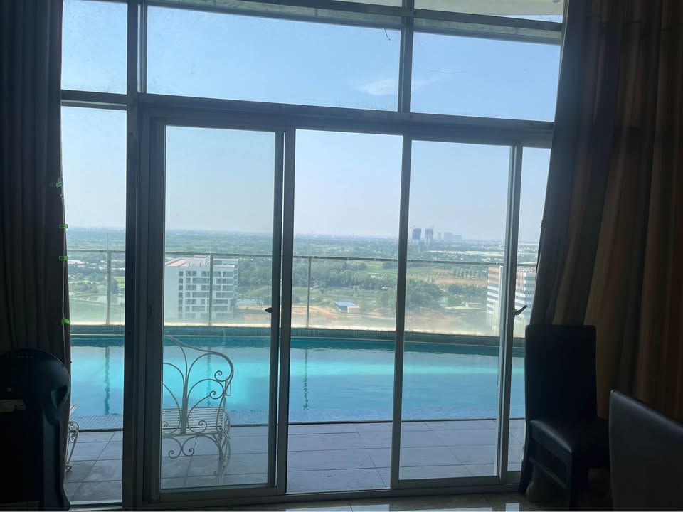 Căn hộ Duplex Terra Rosa 305m² giá 6.5 tỷ - Hồ bơi trong nhà sang trọng!