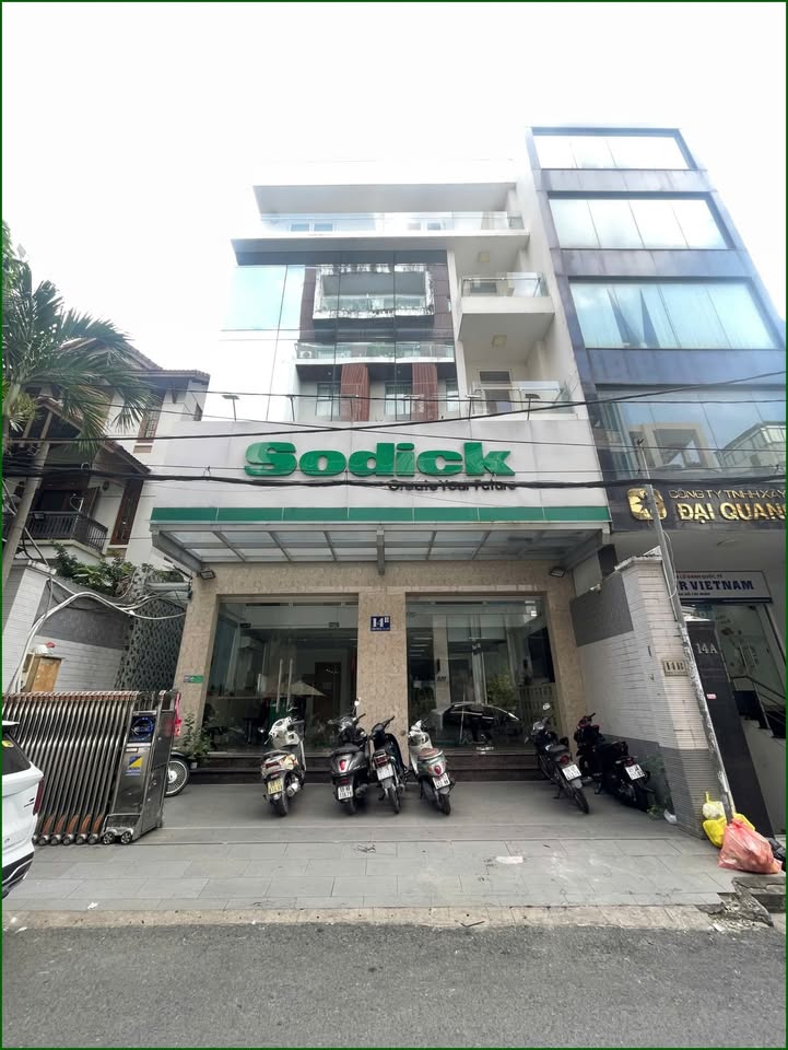 Nhà cho thuê mặt tiền đường Sông Đà, quận Tân Bình 209m² giá 130 triệu - Phù hợp doanh nghiệp lớn!