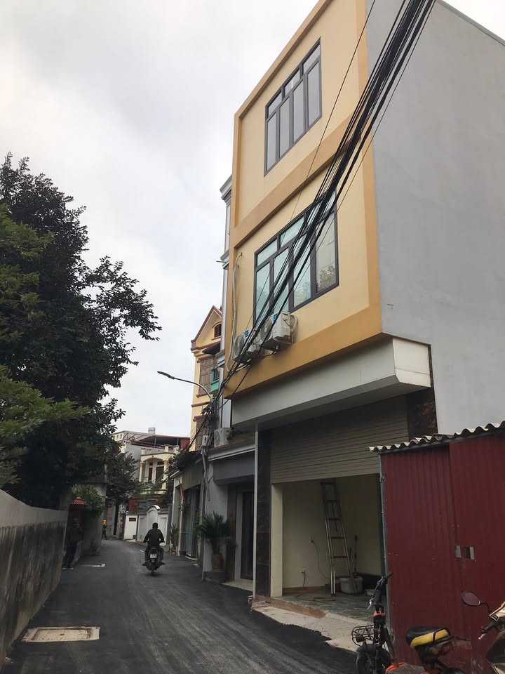 Nhà 3 tầng tại thị trấn Nếnh, Bắc Giang - Giá chỉ 5 triệu/tháng, vào ở ngay!