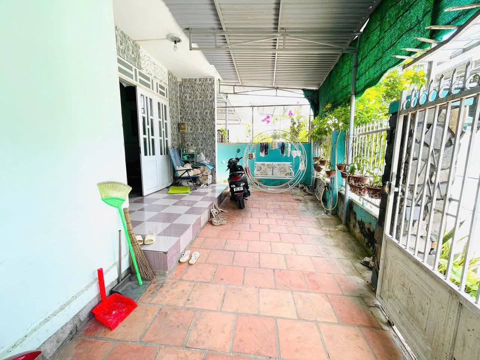 Nhà bán khu phố 15, Bình Quý 137m² giá 1.25 tỷ - Sân rộng, ô tô vào tận nhà!