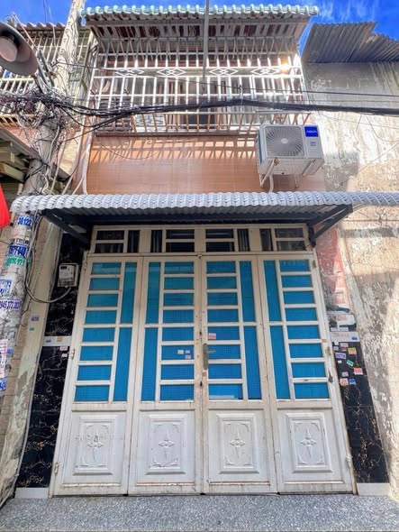 Nhà đẹp quận Bình Tân 20m² giá chỉ 2 tỷ - Vị trí đắc địa gần AEON Mall!