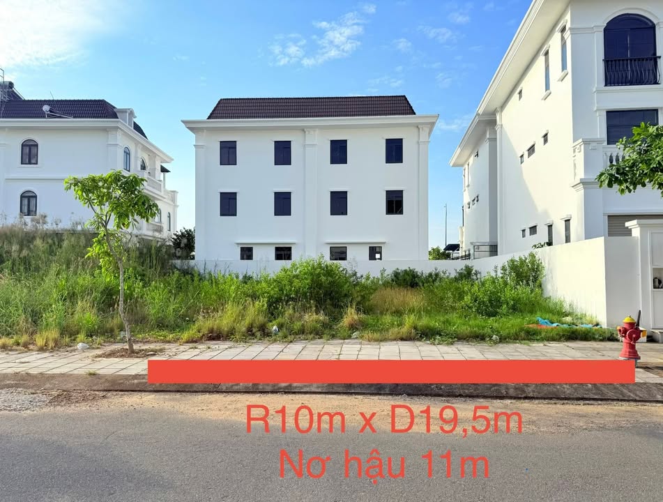 Đất nền biệt thự Vĩnh Thanh 204,81m² giá 2 tỷ - Vị trí đắc địa, thông thoáng!