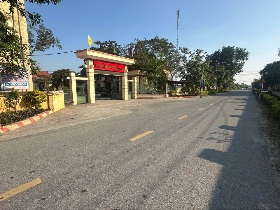 Đất nền thôn Vũ Bị, xã Vũ Bản, 740m² giá 1.3 tỷ - Vị trí đắc địa gần trường học!