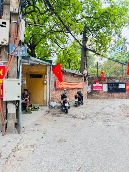 Đất lô góc Kim Mã 65m² giá chỉ 10.5 tỷ - Vị trí đắc địa, thương lượng mạnh!