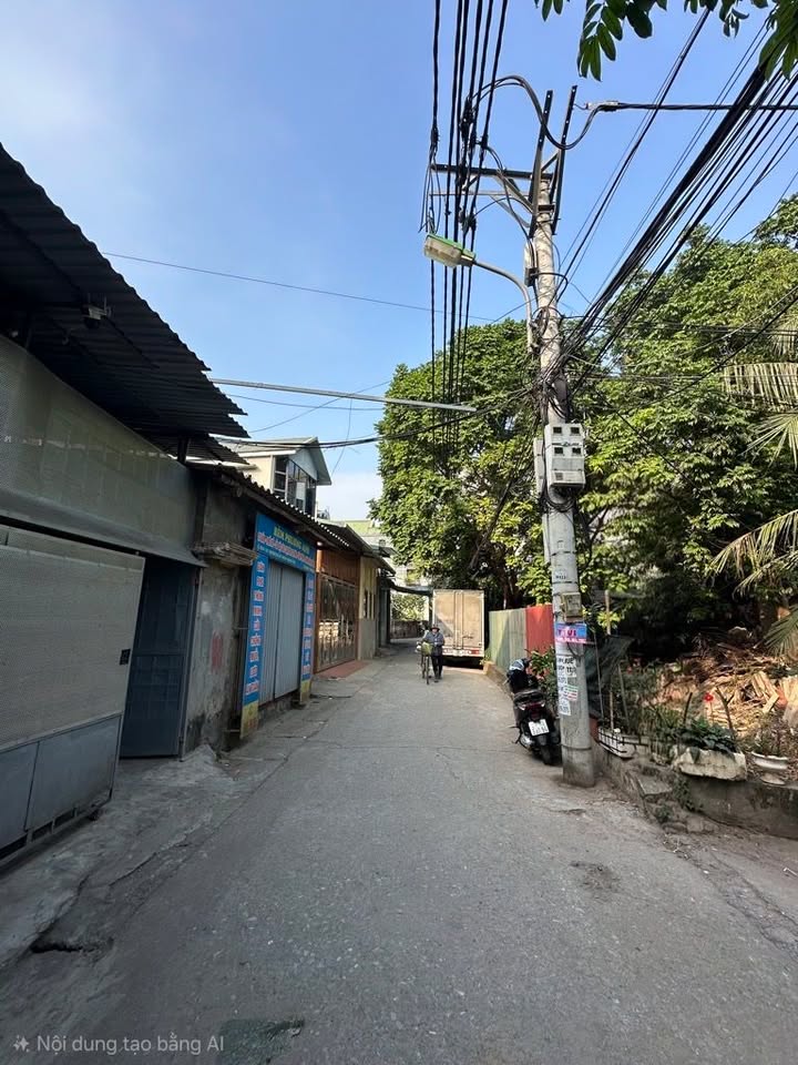 Đất Lĩnh Nam, Hoàng Mai 80m² giá 10 tỷ - Mặt ngõ ô tô thông thoáng!
