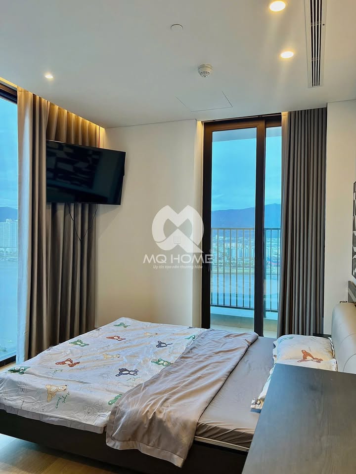 Căn hộ cho thuê Sam Towers Đà Nẵng 80m² giá 25 triệu - View sông Hàn tuyệt đẹp!