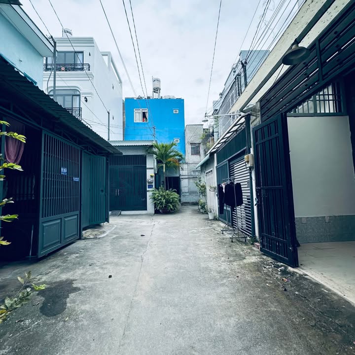 Nhà nguyên căn hẻm 911 Quang Trung 68m² giá 13 triệu - Vị trí đẹp, tiện nghi đầy đủ!