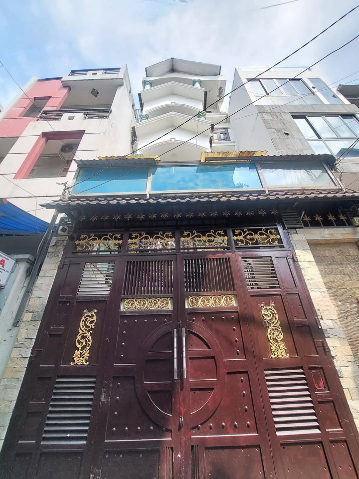 Căn hộ dịch vụ Hẻm 1/ Phạm Văn Bạch, Tân Bình 103m² giá 12.5 tỷ - Đầu tư sinh lời ngay!