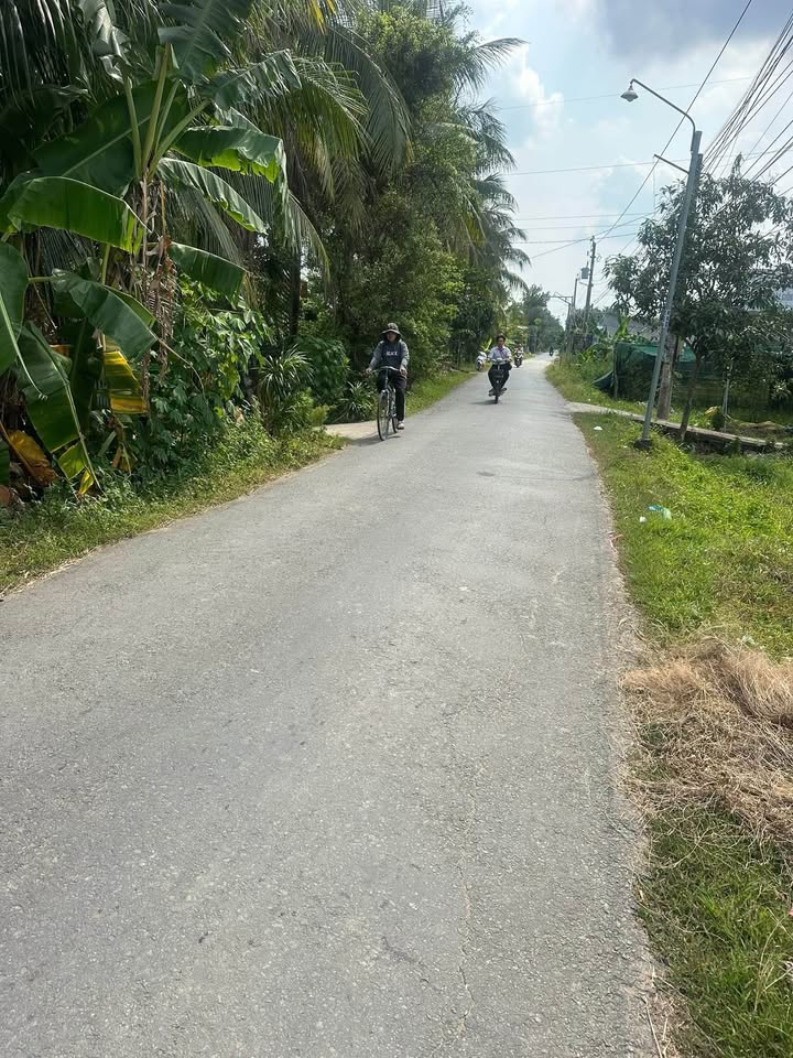 Đất mặt tiền Hưng Khánh Trung A Mỏ Cày Bắc 250m² giá 850 triệu - Đầu tư lý tưởng!