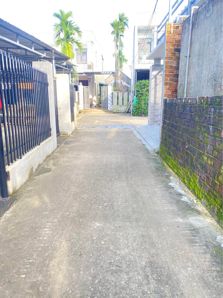 Đất nền Trương Quang Trọng, Quảng Ngãi 120m² giá 980 triệu - Pháp lý rõ ràng, giao thông thuận lợi!