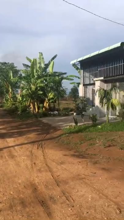 Đất nền Đăk Hà 270m² giá 700 triệu - Vị trí đắc địa, tiện ích xung quanh!