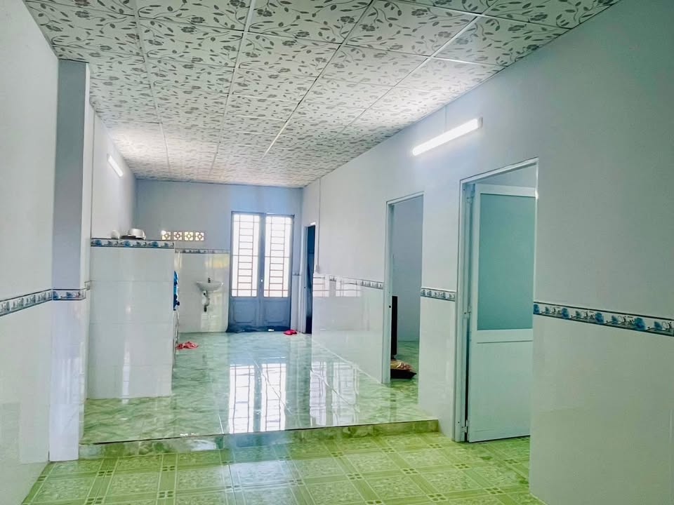 Nhà mặt tiền Kiệm Tân, Gia Tân 3, 108m² giá chỉ 1.8 tỷ - Đầu tư sinh lời!