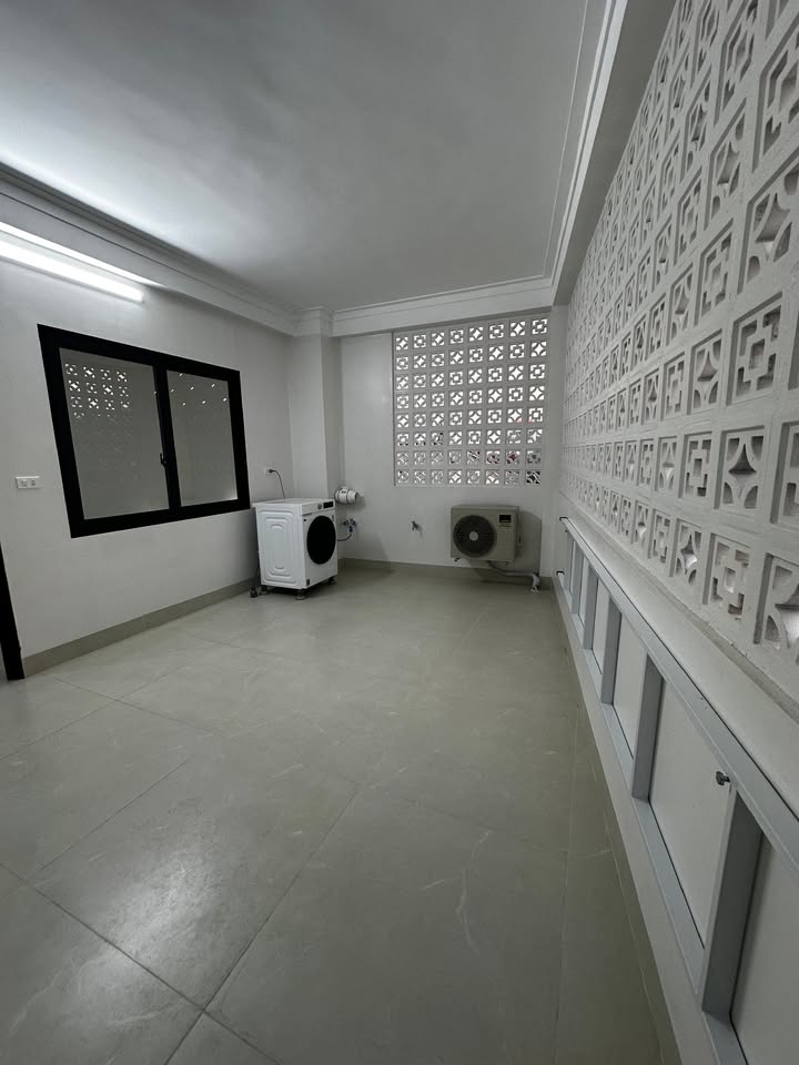 Nhà 4 tầng hiện đại tại Đông Kinh, Lạng Sơn - Diện tích 50m² giá 3 tỷ - Sẵn sàng vào ở!