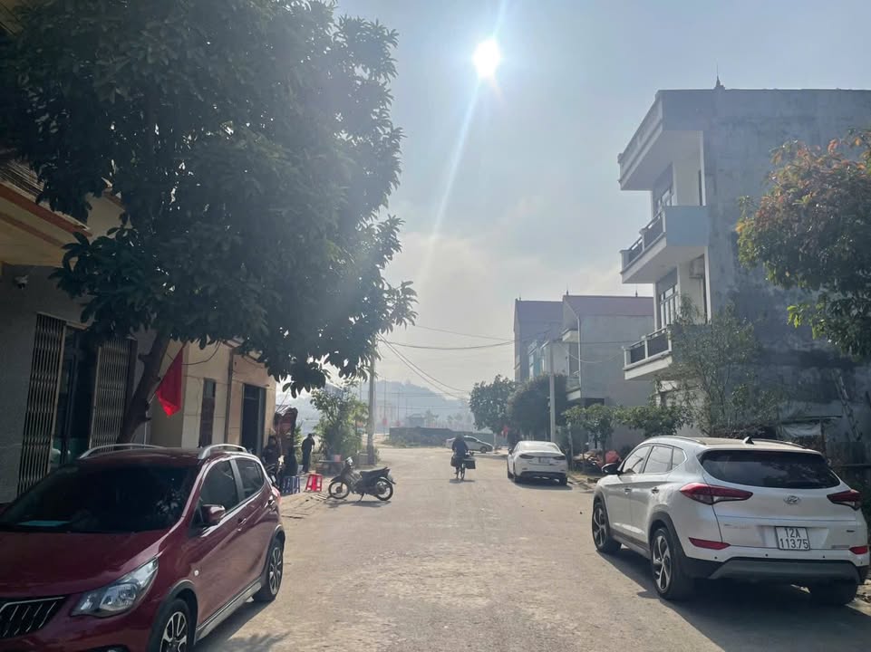 Đất nền khu tái định cư Mai Pha, Lạng Sơn 80m² giá 2 tỷ - Vị trí đẹp, đầu tư sinh lời!
